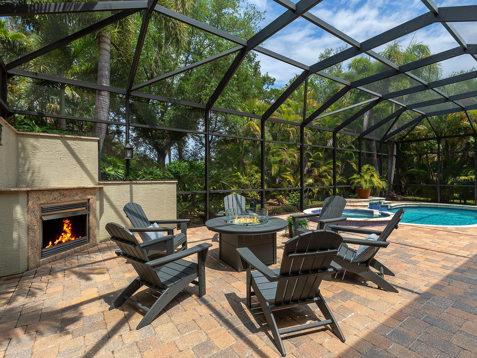 LAKEWOOD RANCH COUNTRY CLUB VILLAGE - Residential