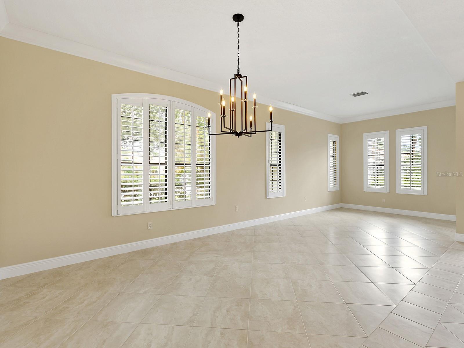 LAKEWOOD RANCH COUNTRY CLUB VILLAGE - Residential