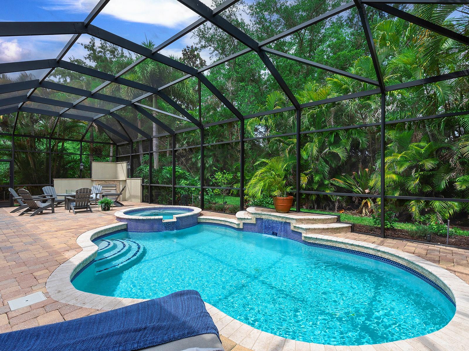 LAKEWOOD RANCH COUNTRY CLUB VILLAGE - Residential