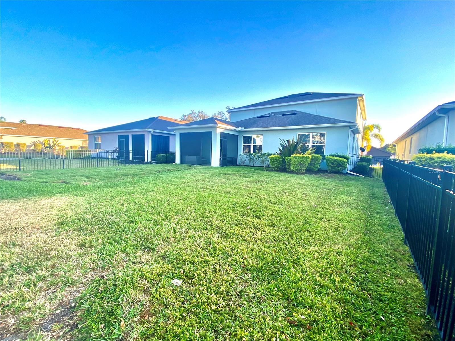 FAIRWAYS/BENT TREE - Residential