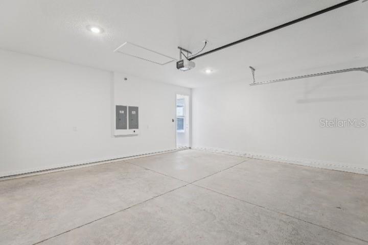 WESLYN PARK - Residential