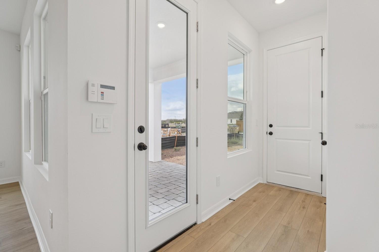 WESLYN PARK - Residential