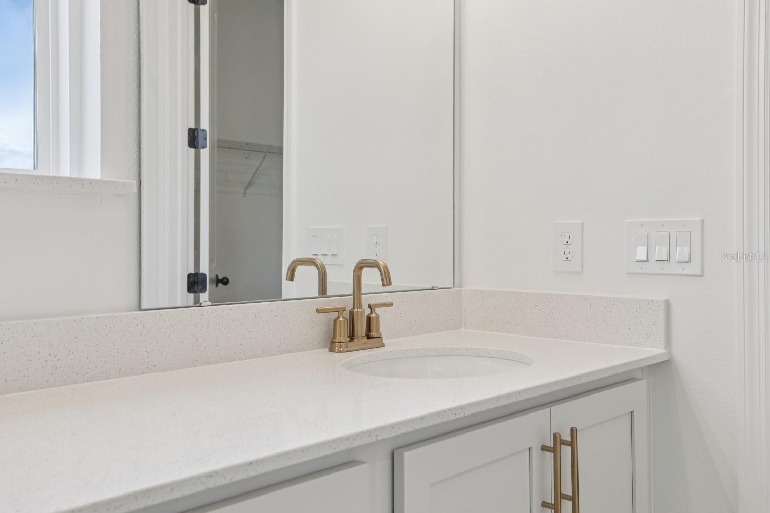 WESLYN PARK - Residential