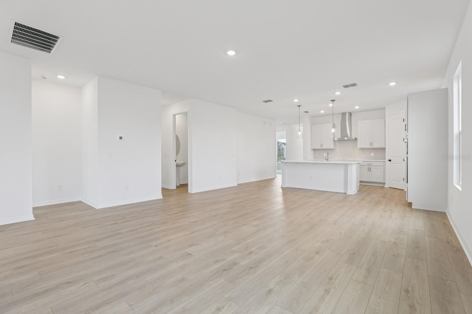 WESLYN PARK - Residential