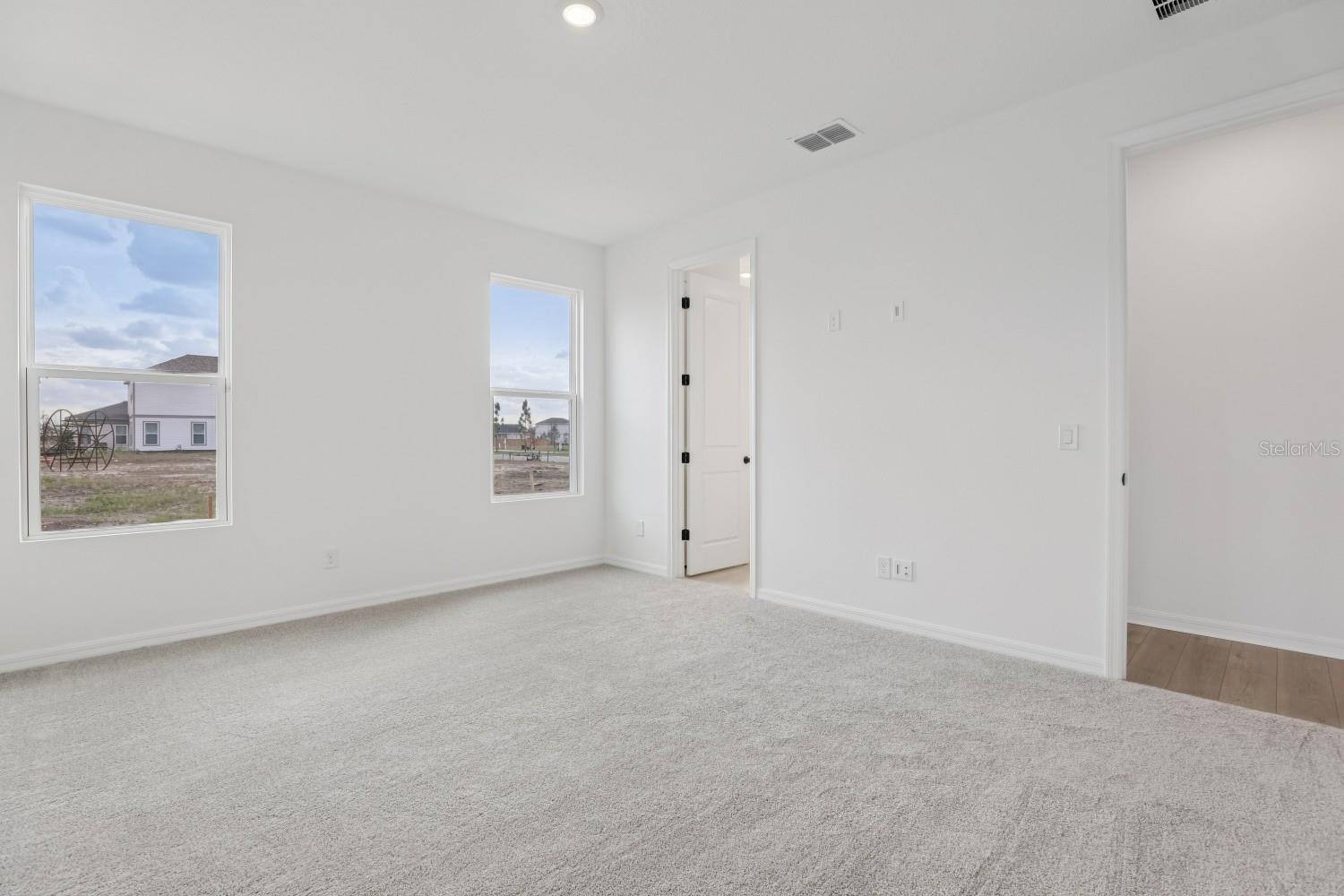 WESLYN PARK - Residential