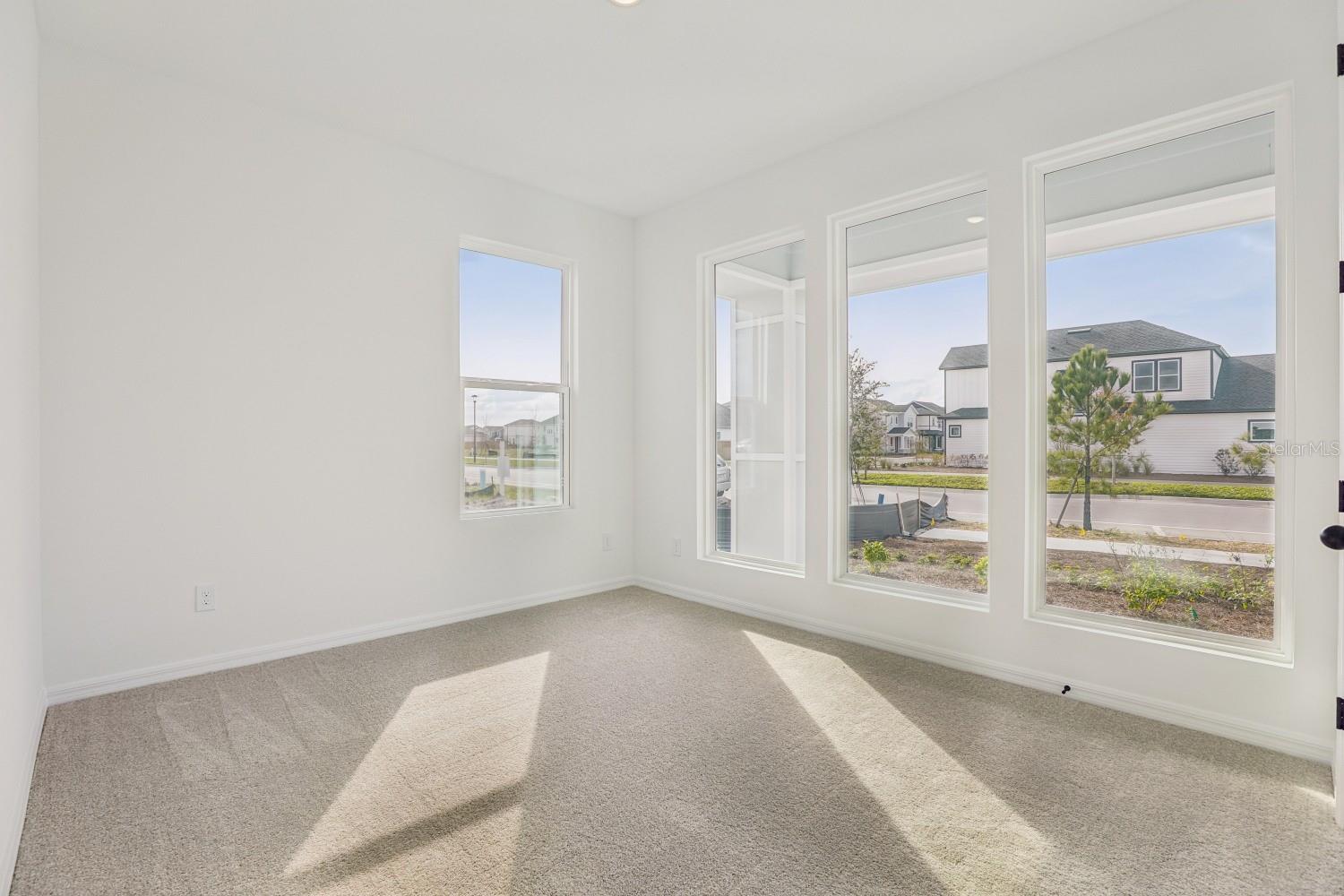 WESLYN PARK - Residential