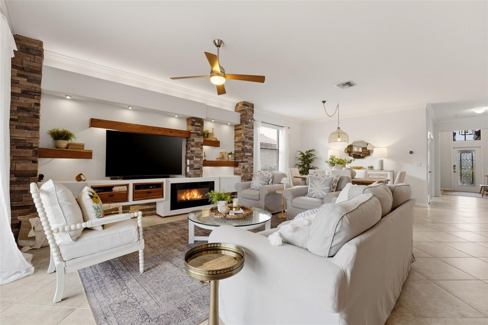 178 WANDERING WETLANDS CIRCLE