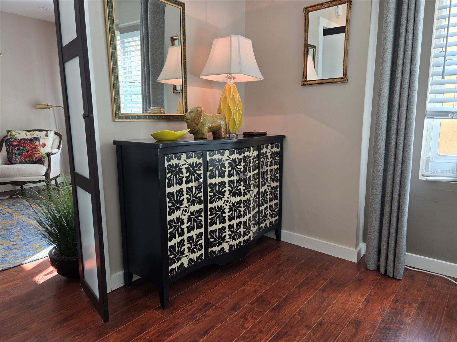 FLORI DE LEON APTS CO-OP - Residential