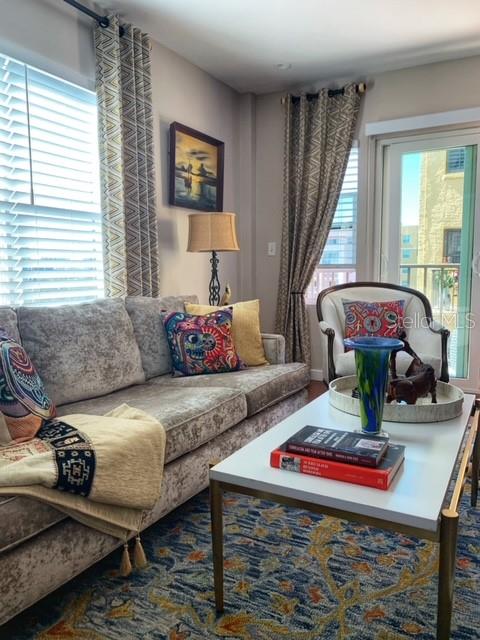 FLORI DE LEON APTS CO-OP - Residential