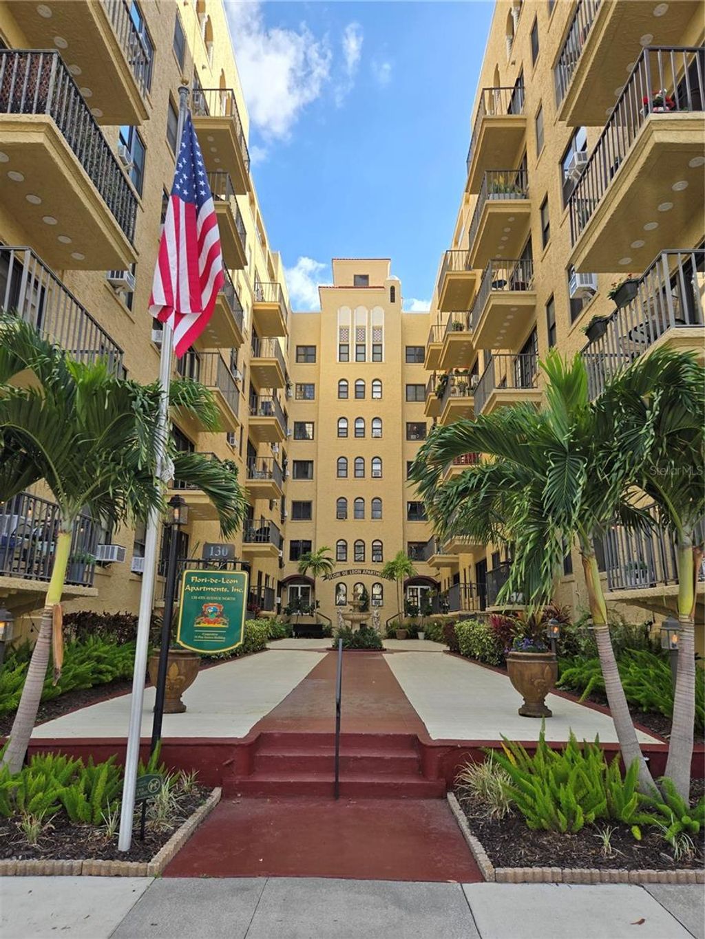 Photo of 130 4th Avenue N #615, St Petersburg, FL 33701 (MLS # GC538400)