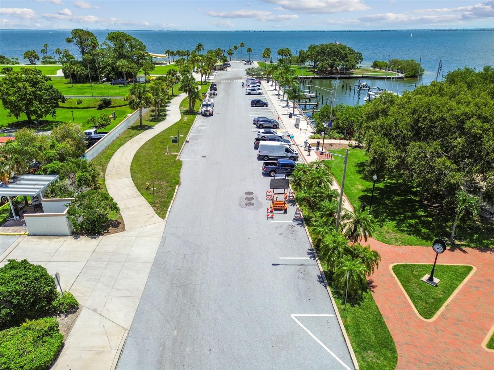 HARBOR OAKS ESTATES - Residential
