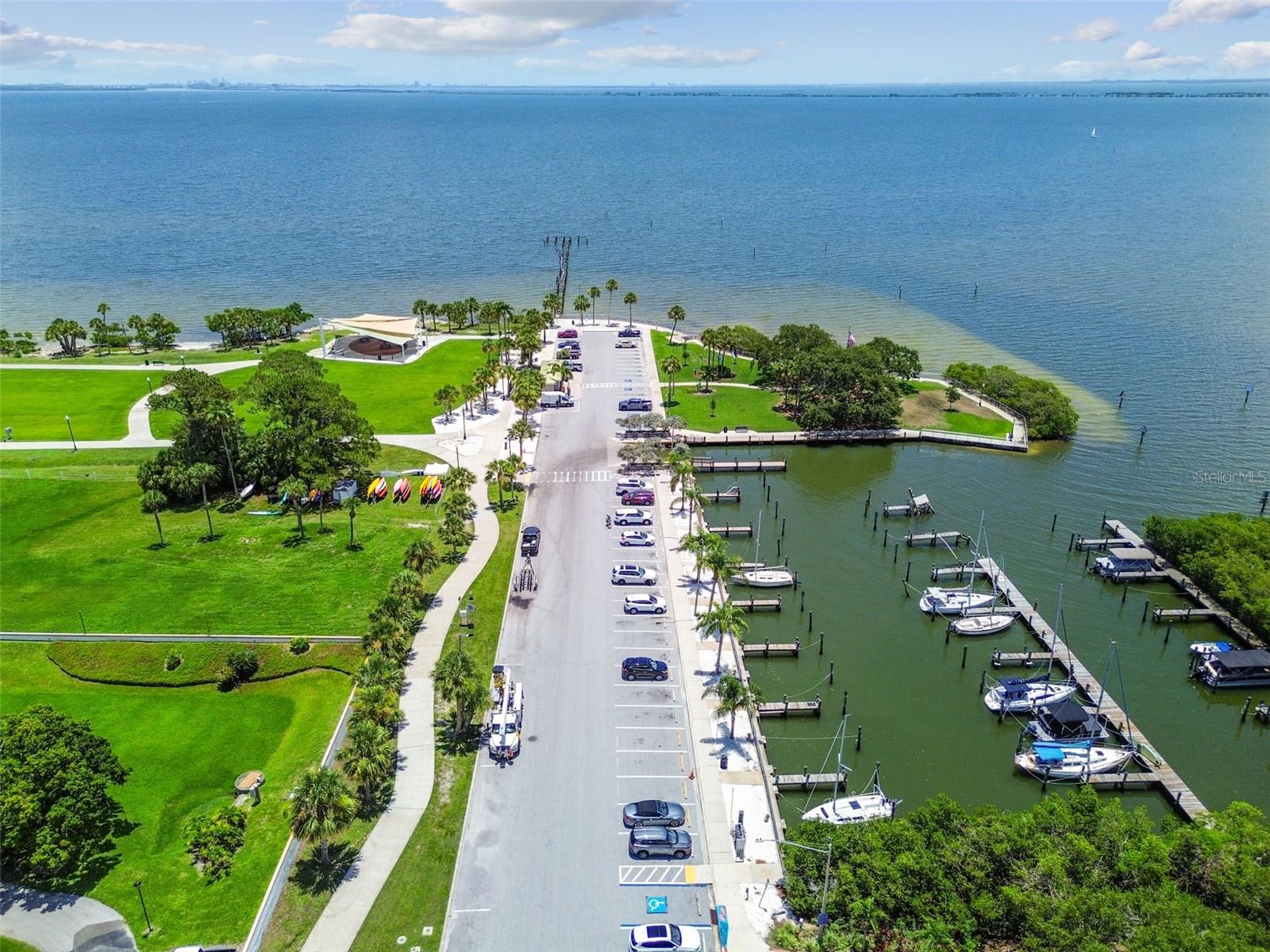 HARBOR OAKS ESTATES - Residential
