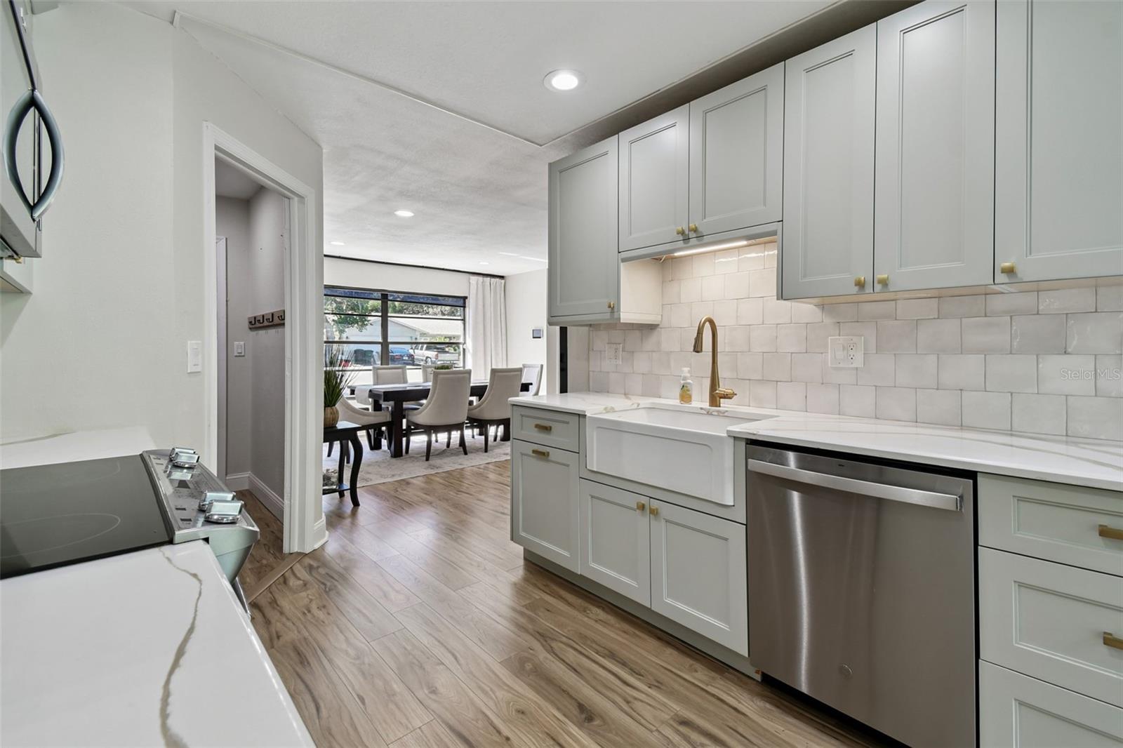 HARBOR OAKS ESTATES - Residential
