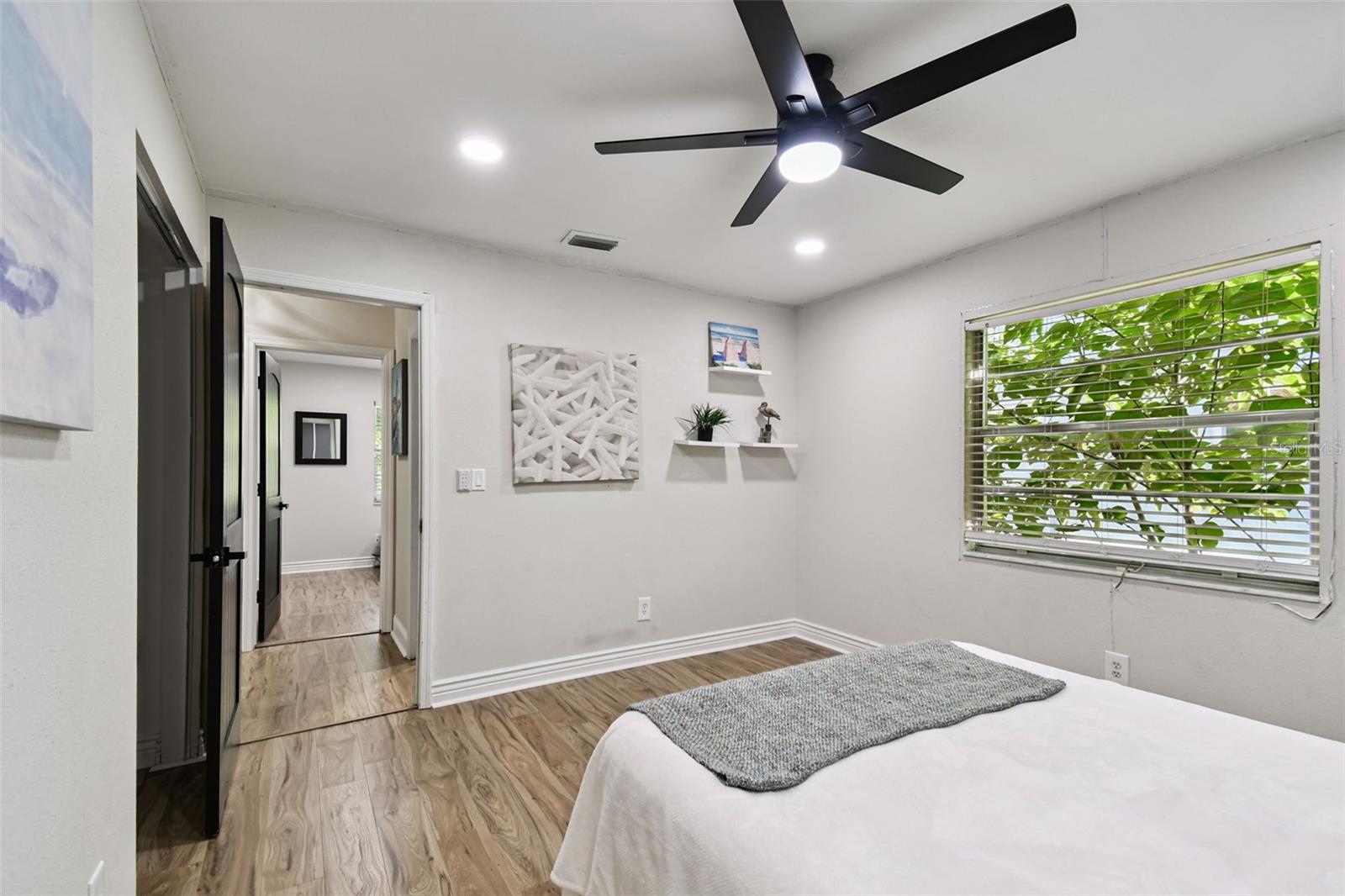 HARBOR OAKS ESTATES - Residential