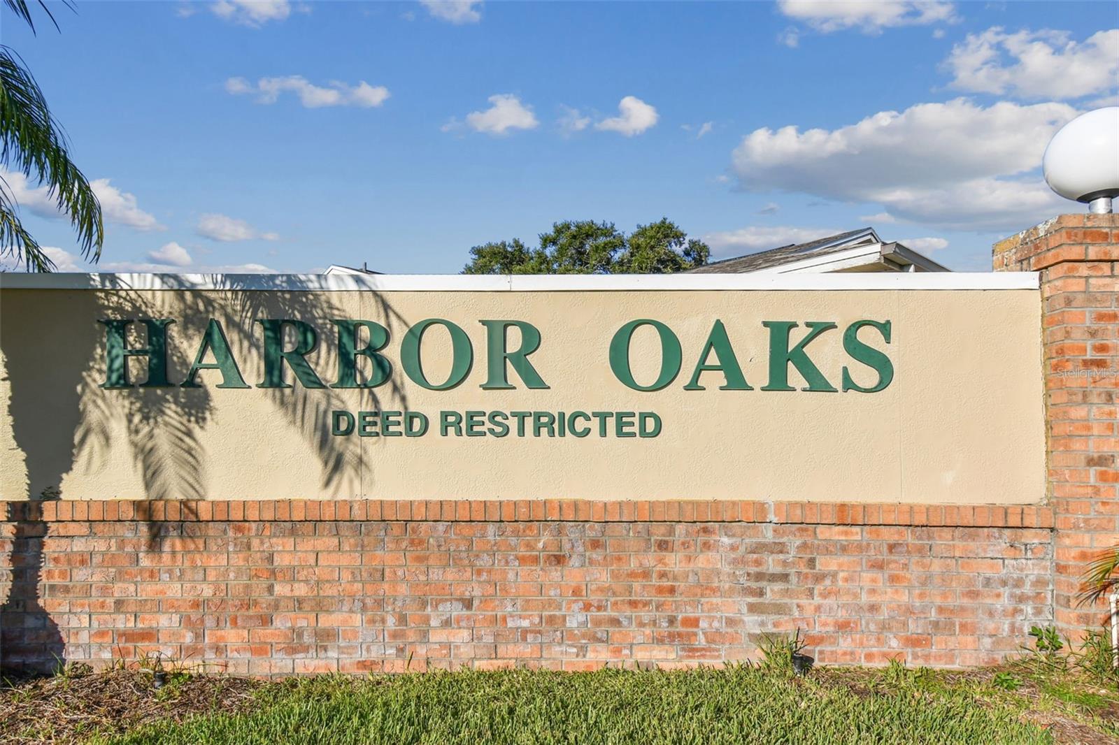 HARBOR OAKS ESTATES - Residential
