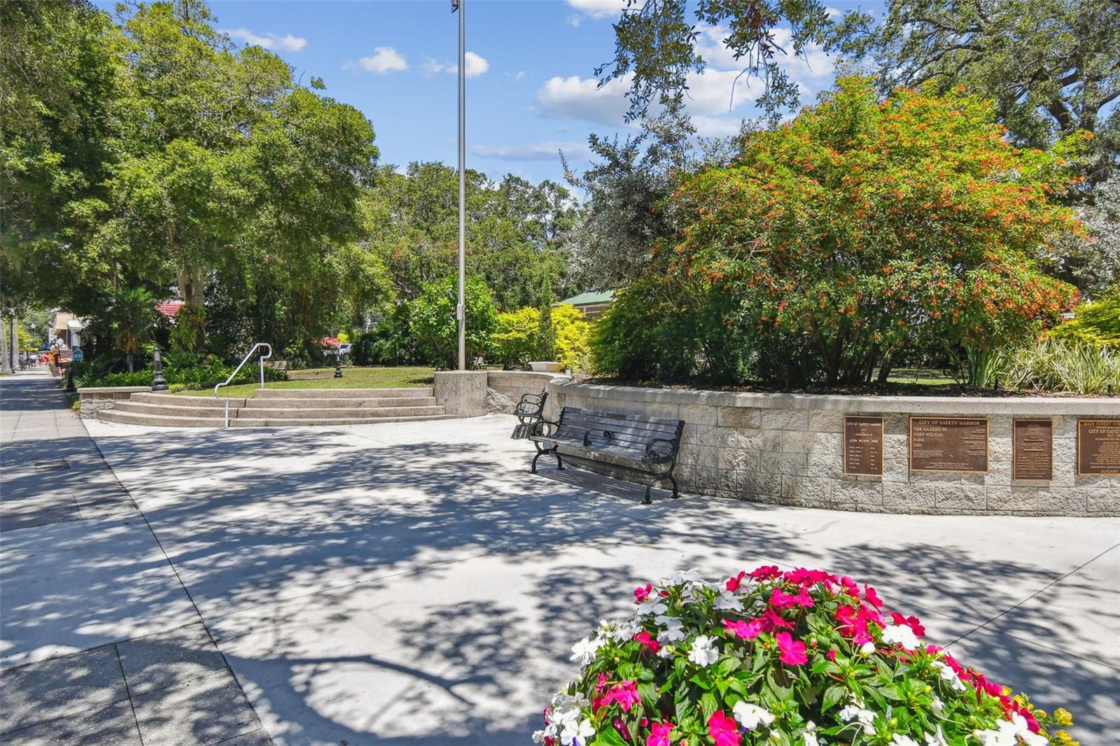 HARBOR OAKS ESTATES - Residential