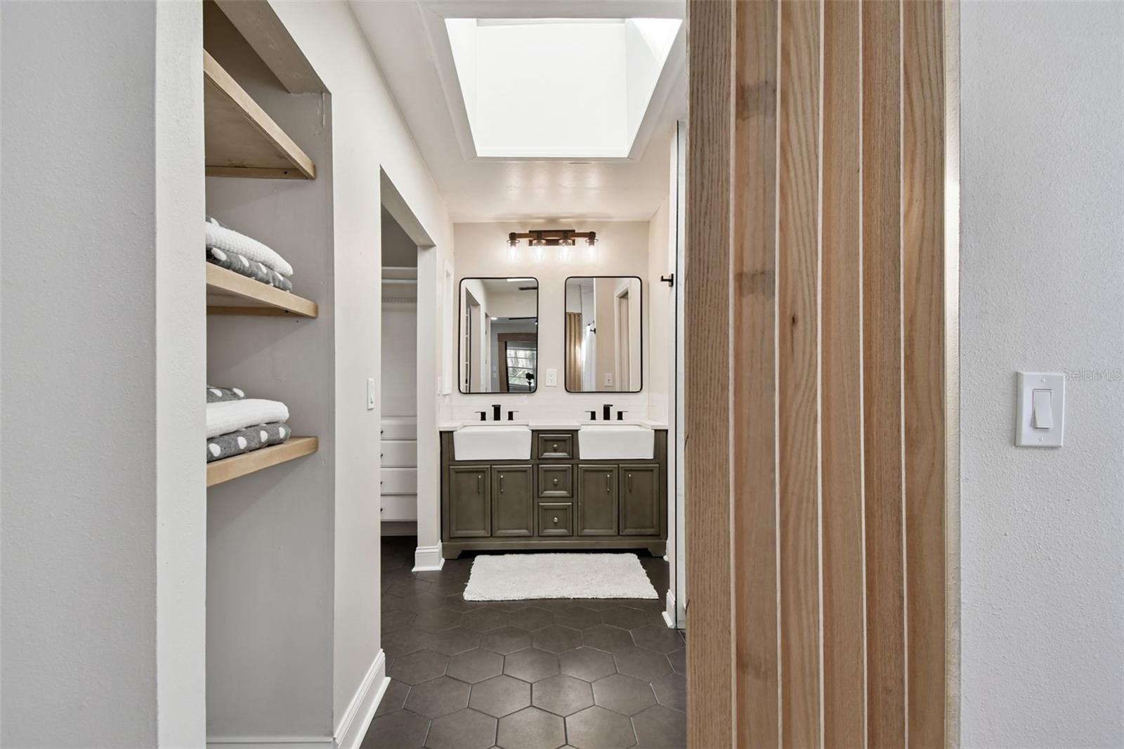 HARBOR OAKS ESTATES - Residential