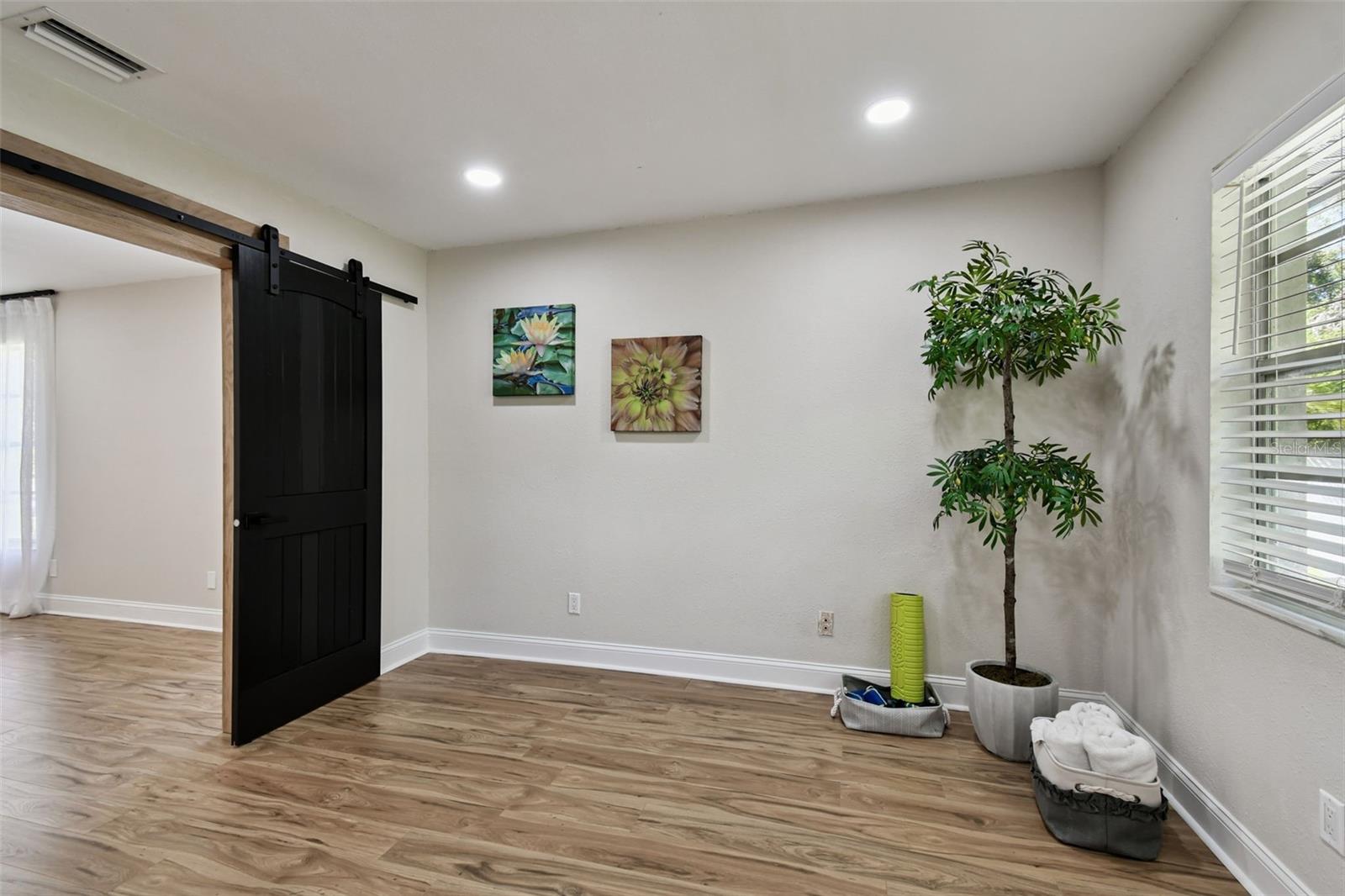 HARBOR OAKS ESTATES - Residential