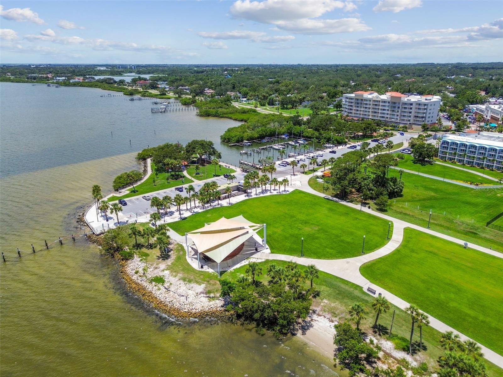 HARBOR OAKS ESTATES - Residential