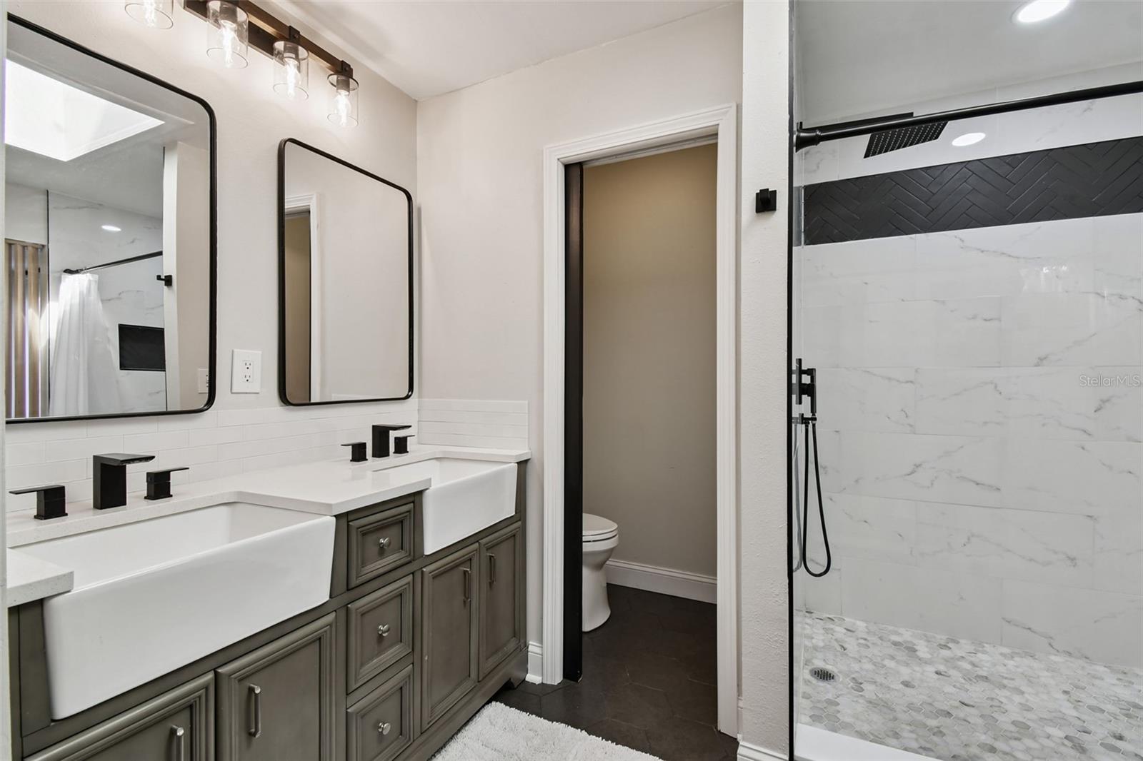 HARBOR OAKS ESTATES - Residential