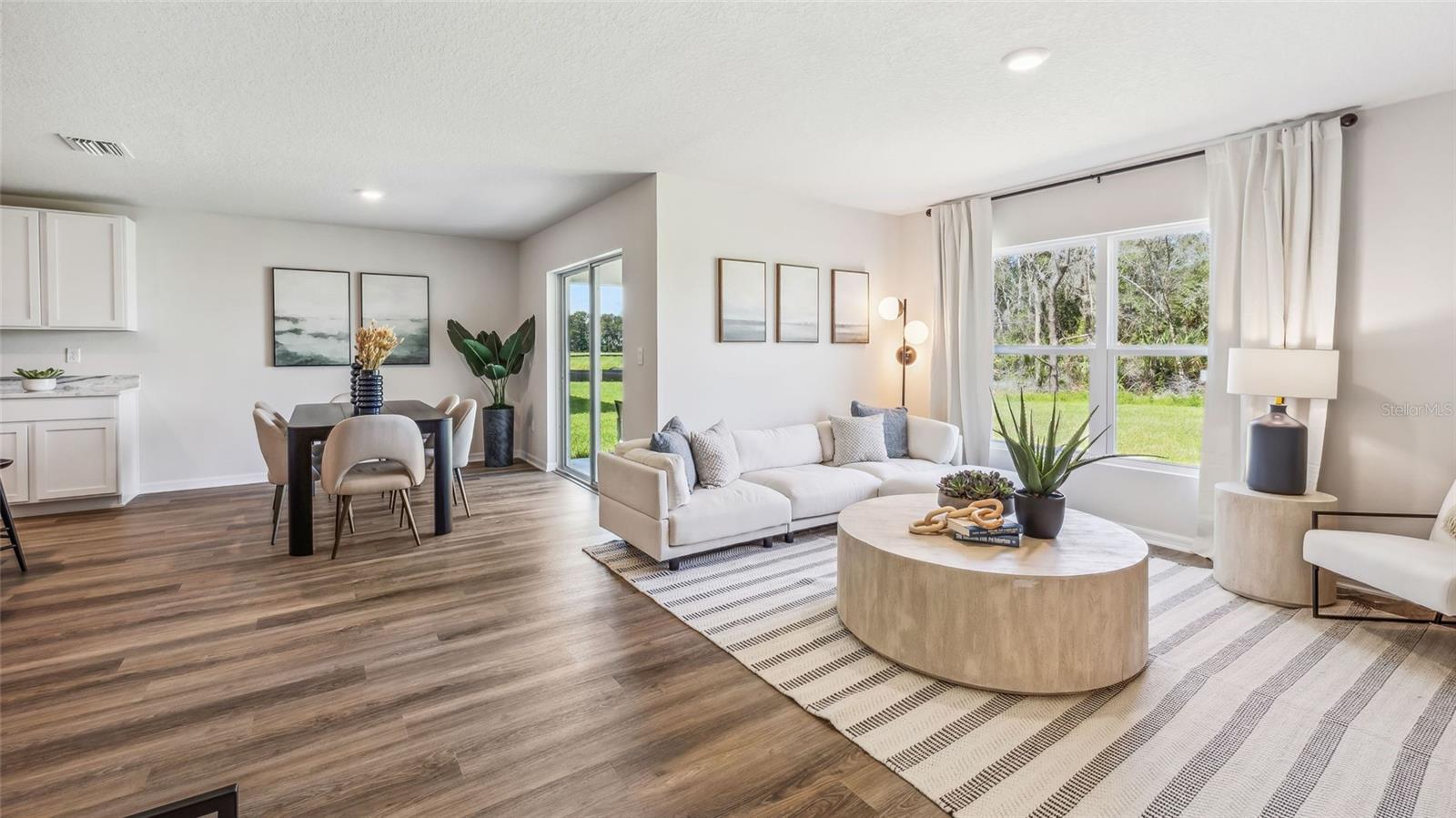 OAKFIELD TRAILS - Residential