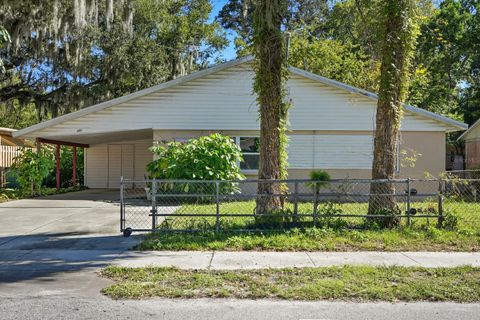 Photo of 437 Lockhart Street, Daytona Beach, FL 32114 (MLS # V4945302)