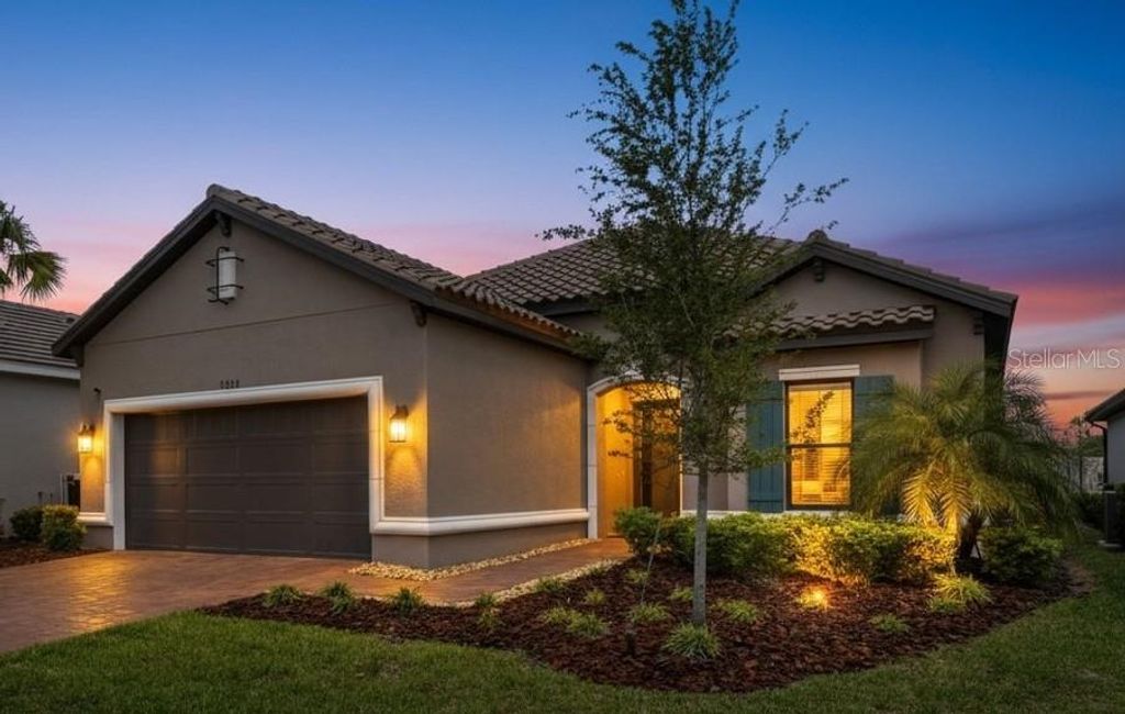 Photo of 5034 Caserta Court, Palmetto, FL 34221 (MLS # A4687872)
