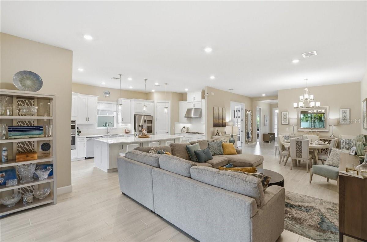 ESPLANADE NORTH AT ARTISAN LAKES SUBPH I - Residential