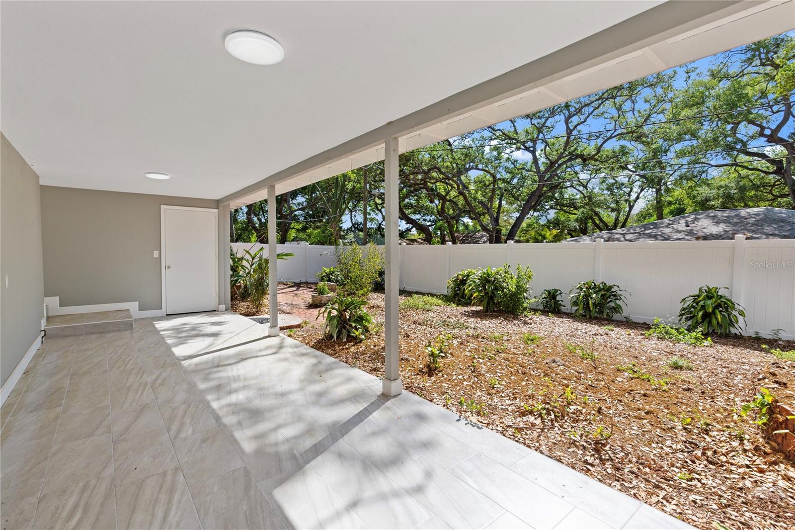 SIRMONS HEIGHTS - Residential