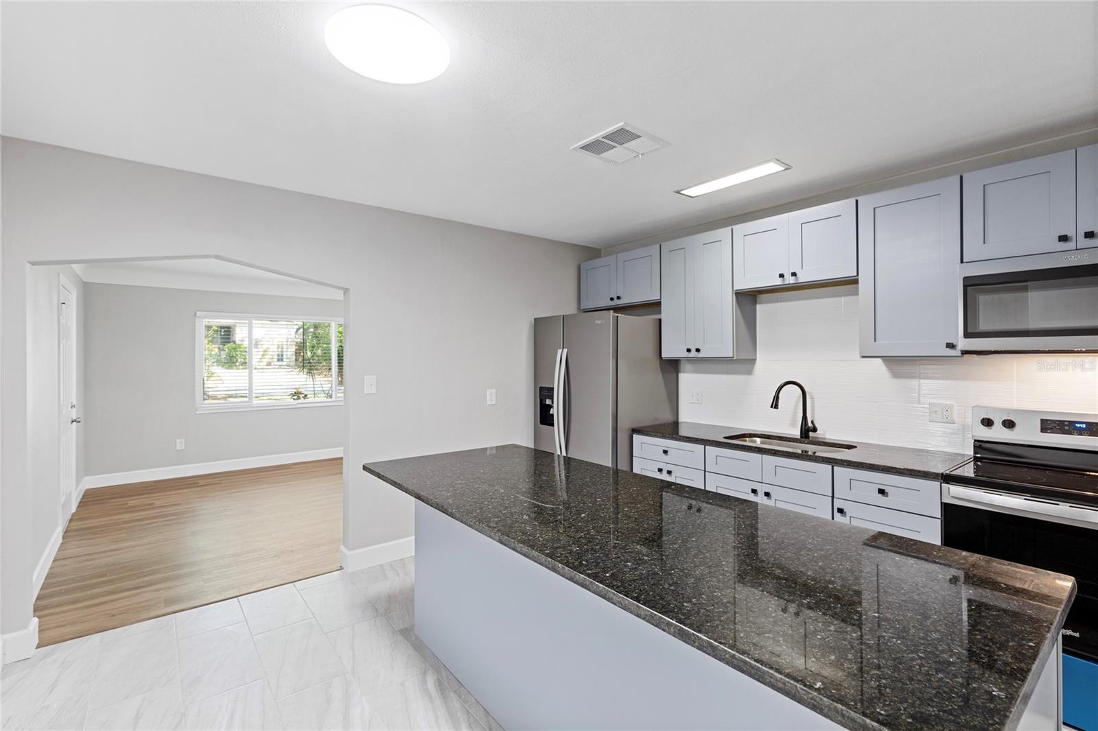 SIRMONS HEIGHTS - Residential