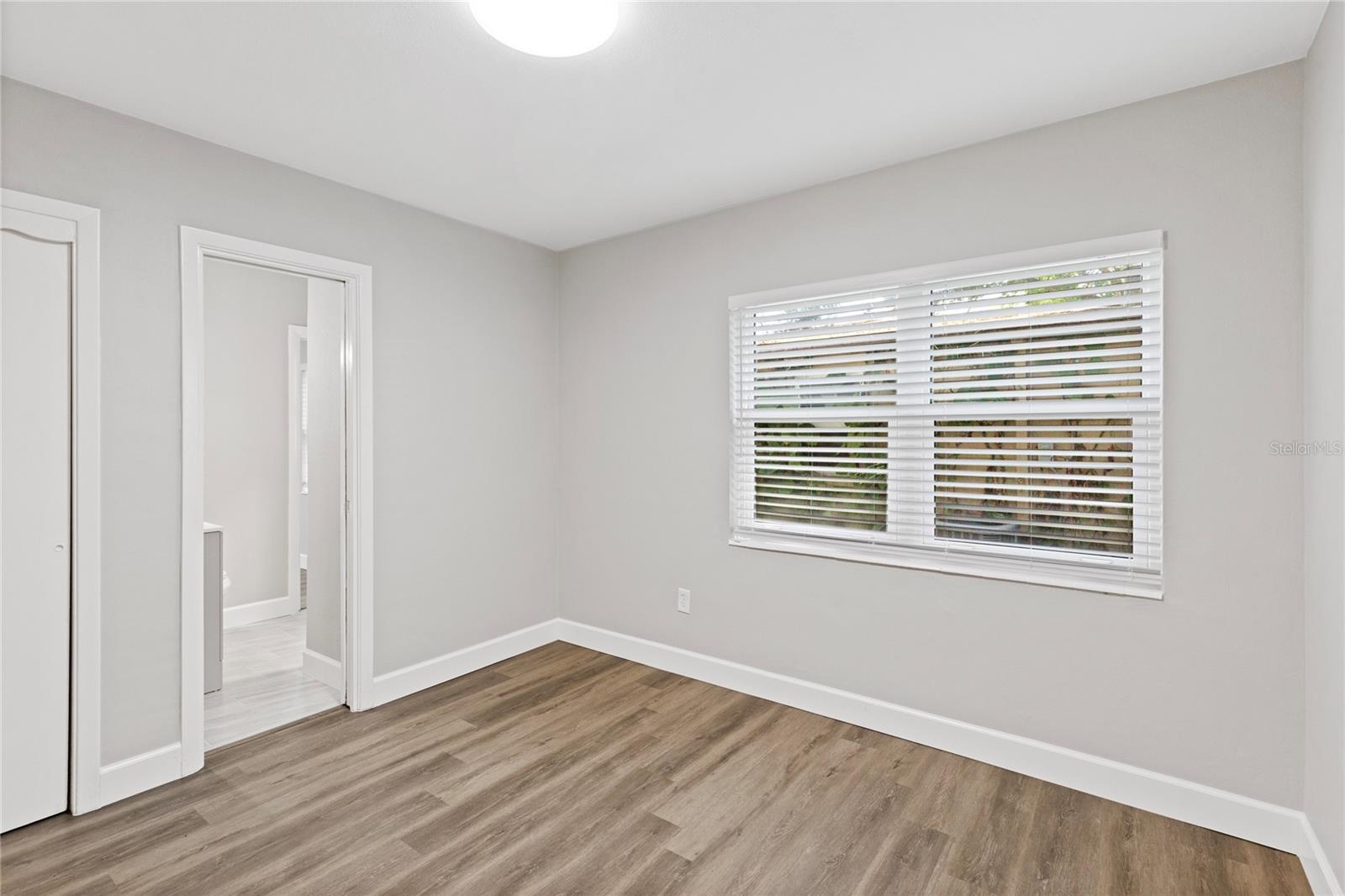 SIRMONS HEIGHTS - Residential