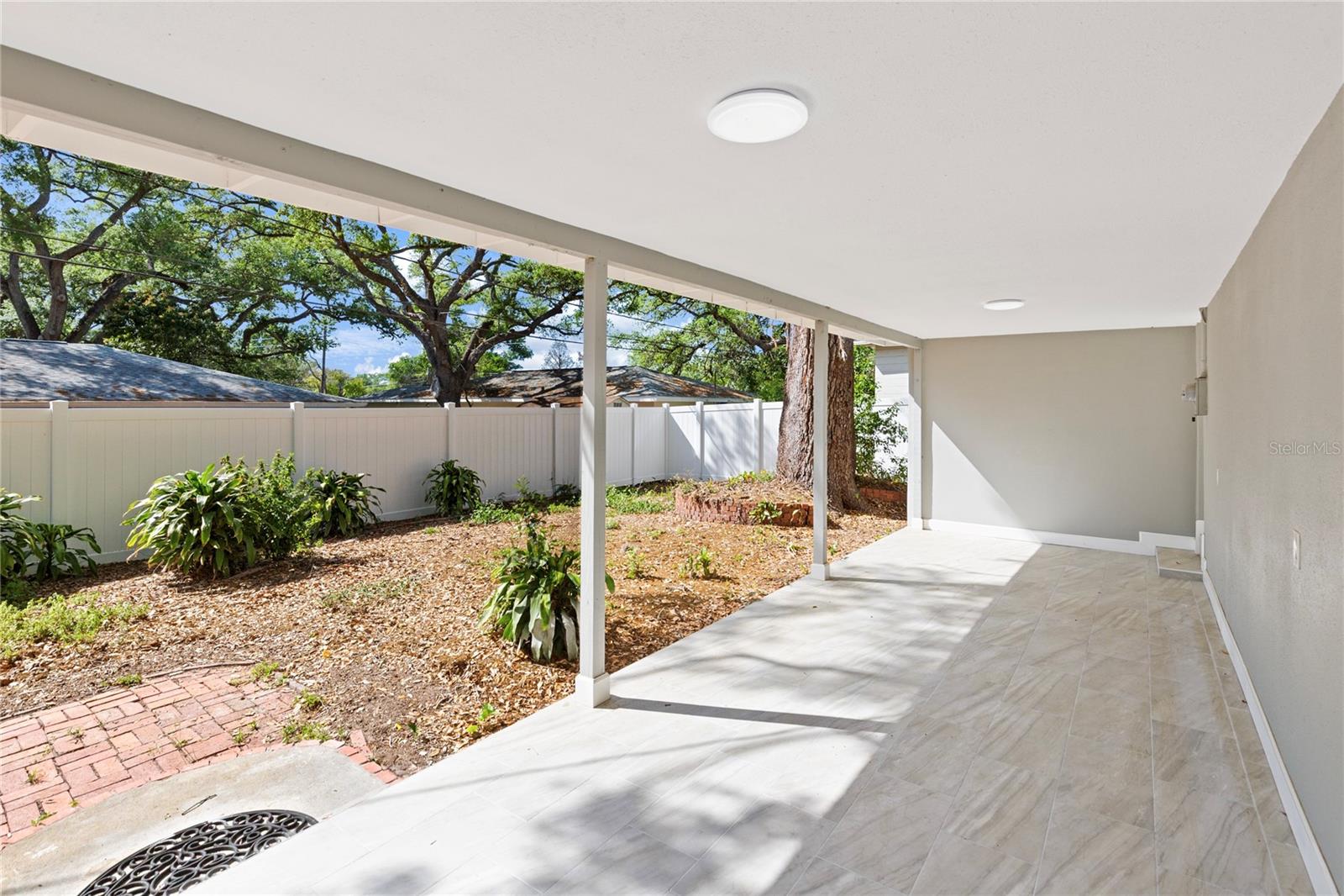 SIRMONS HEIGHTS - Residential