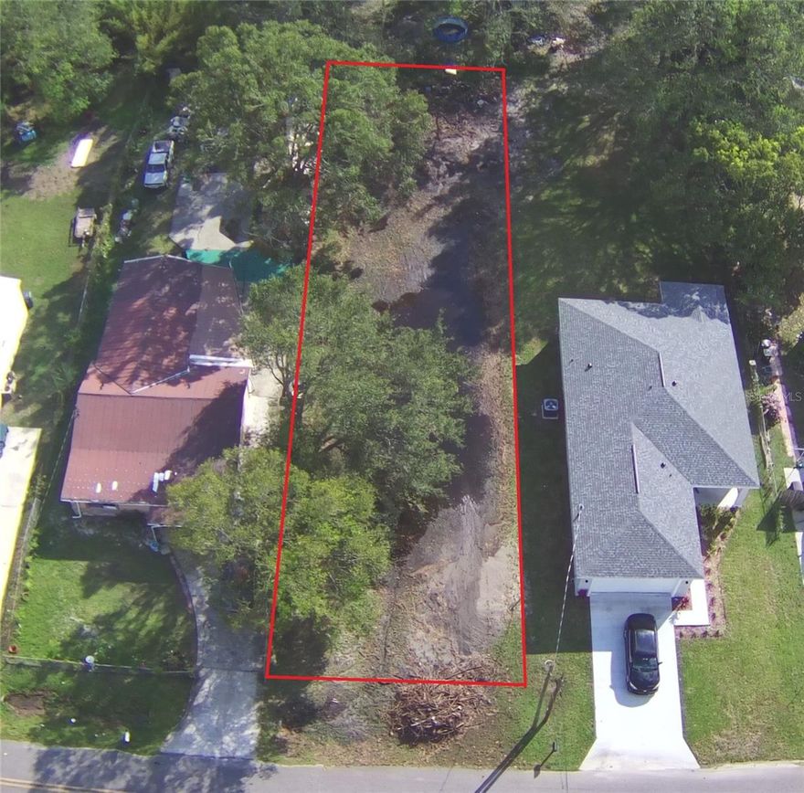 Vacant lot in established community, property is ready to be developed. Bring your dream home plans or investor.