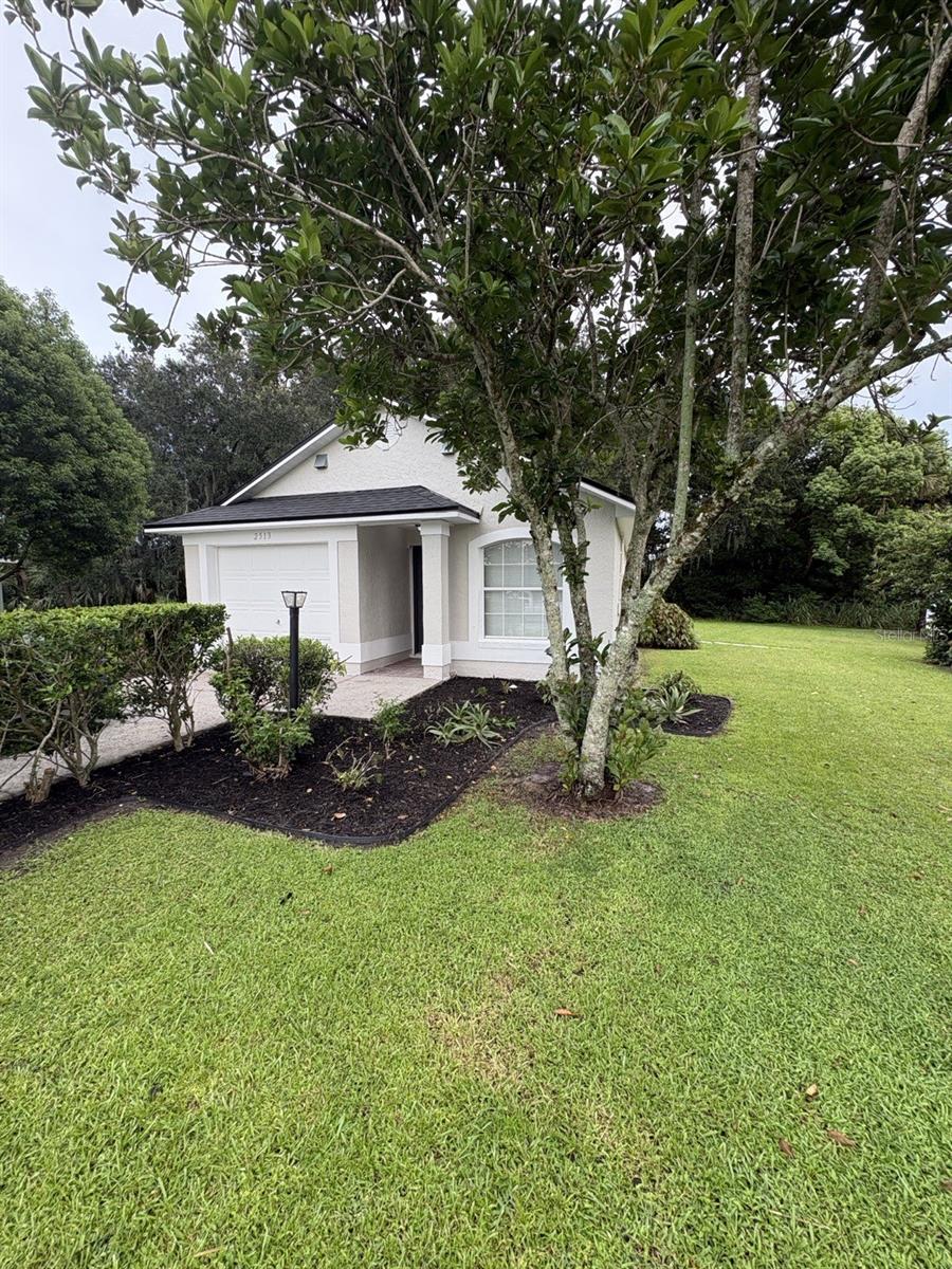 2513 DAFFADIL TERRACE
