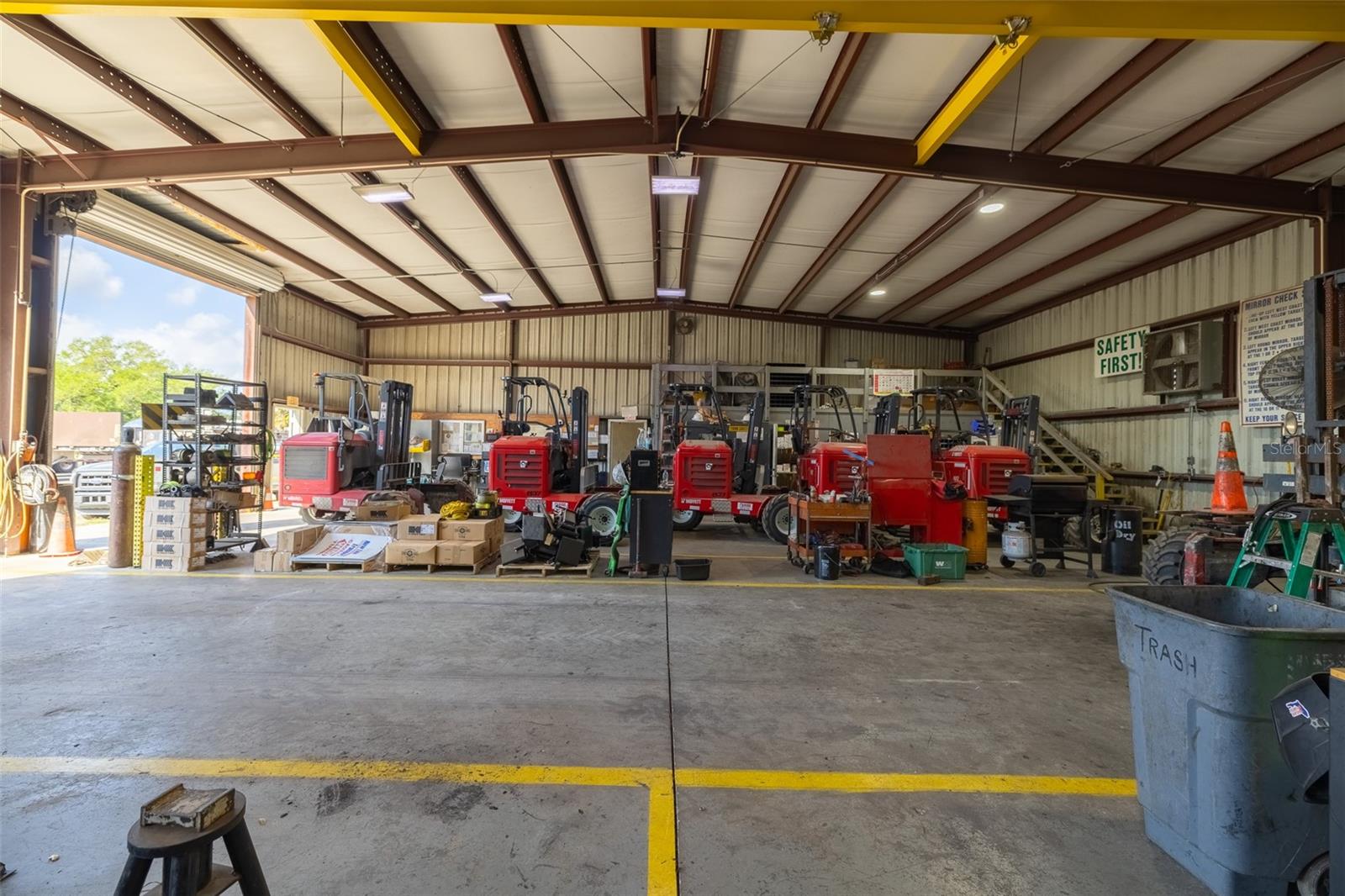 FLORIDA GARDEN LANDS REV M - Commercial Sale