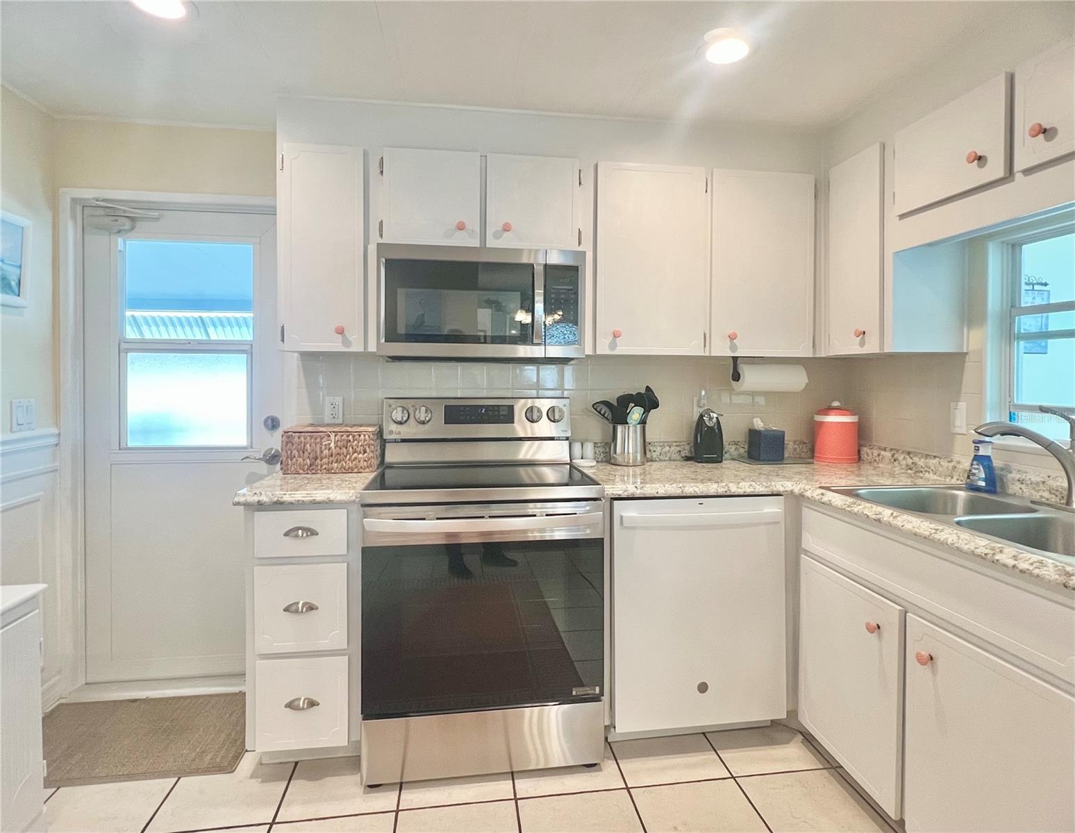 FAIRWAY VILLAGE MOBILE HOME PARK UNREC - Residential