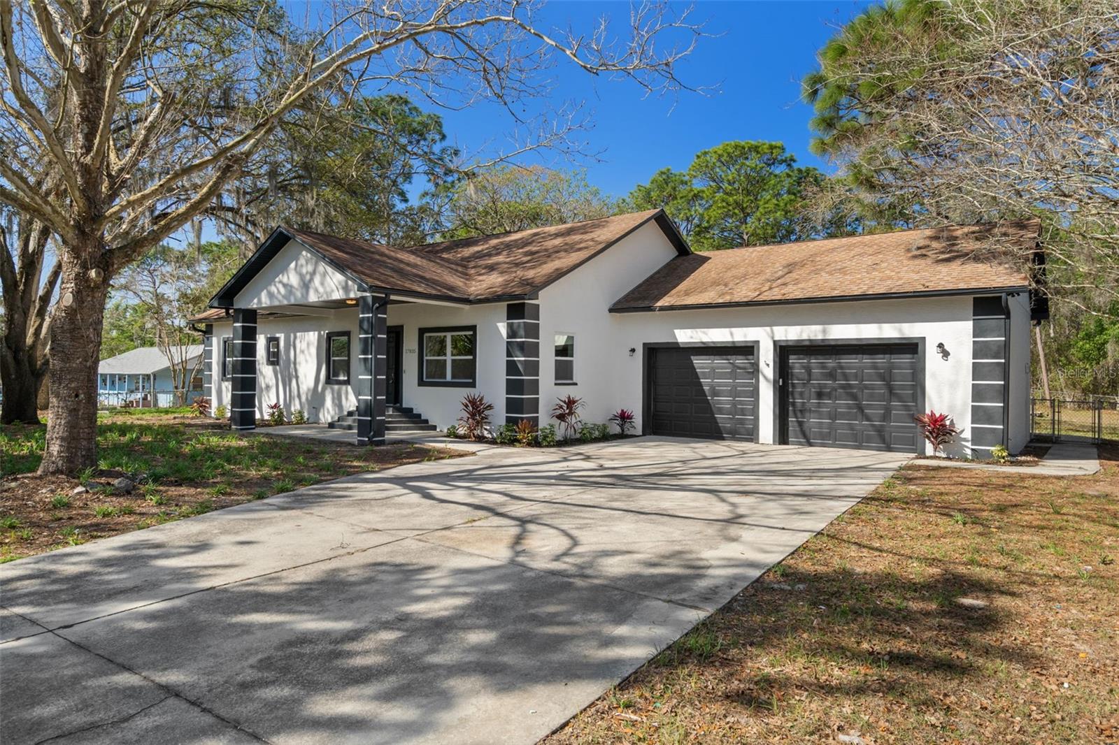 LEISURE HILLS - Residential