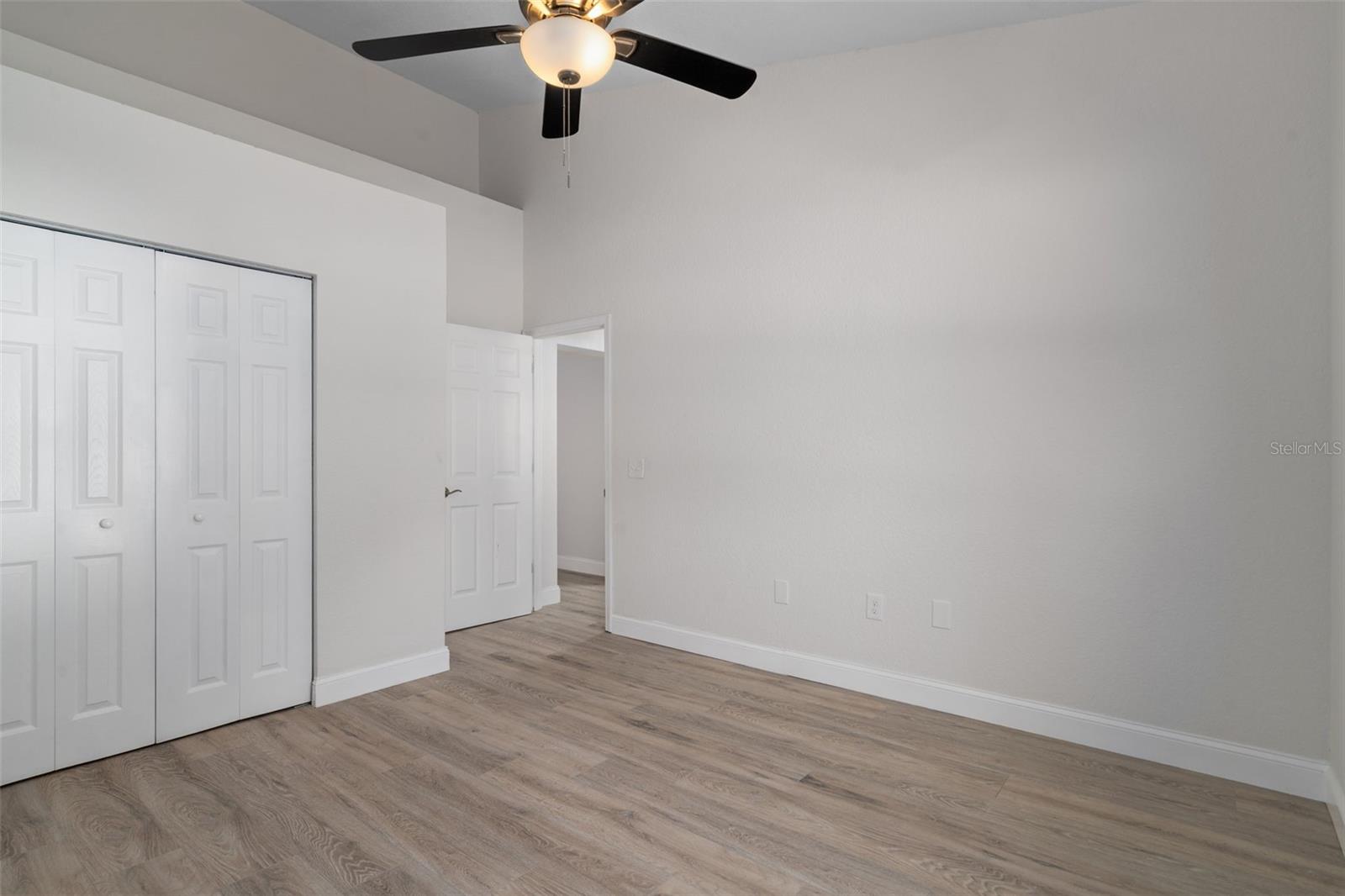 LEISURE HILLS - Residential