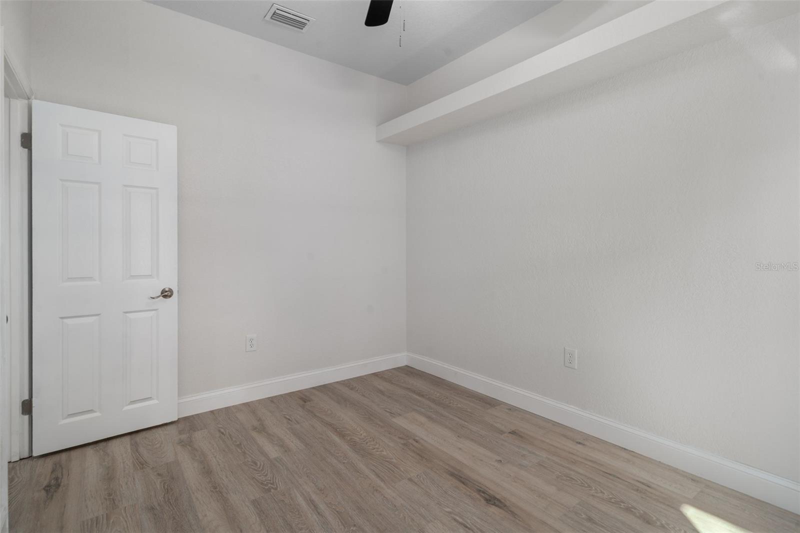 LEISURE HILLS - Residential