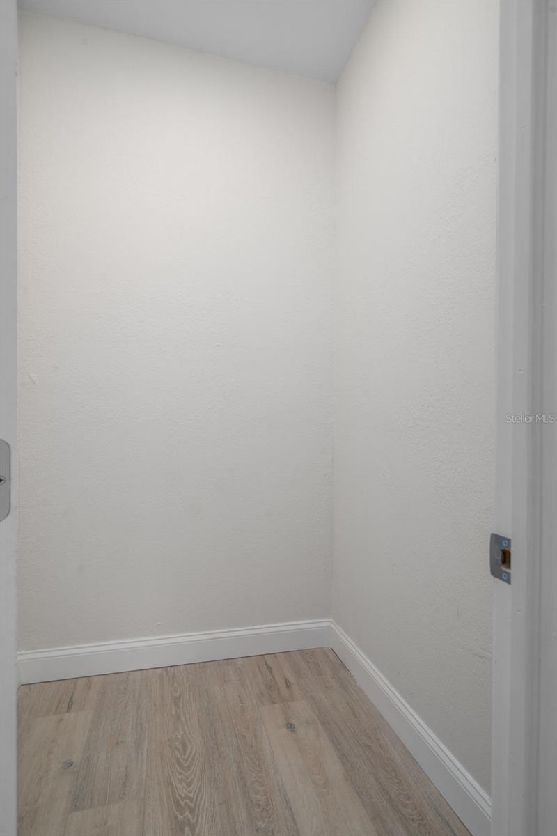 LEISURE HILLS - Residential