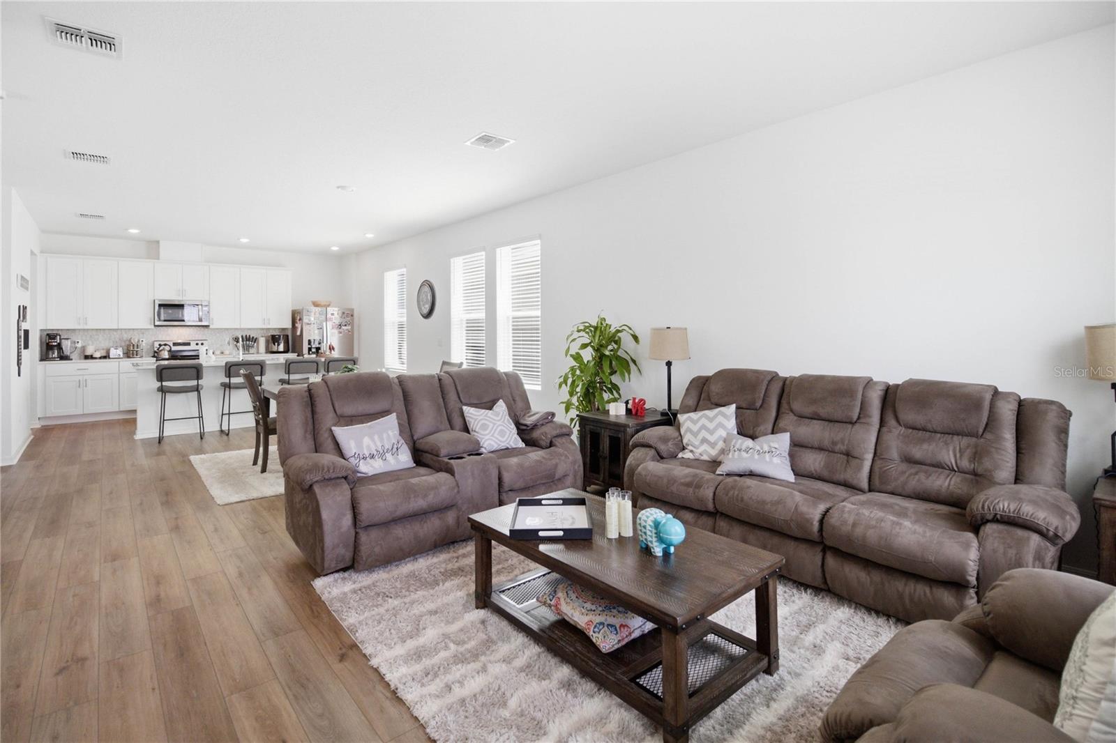 EDGEWATER ED-4 LT 1 REP - Residential Lease