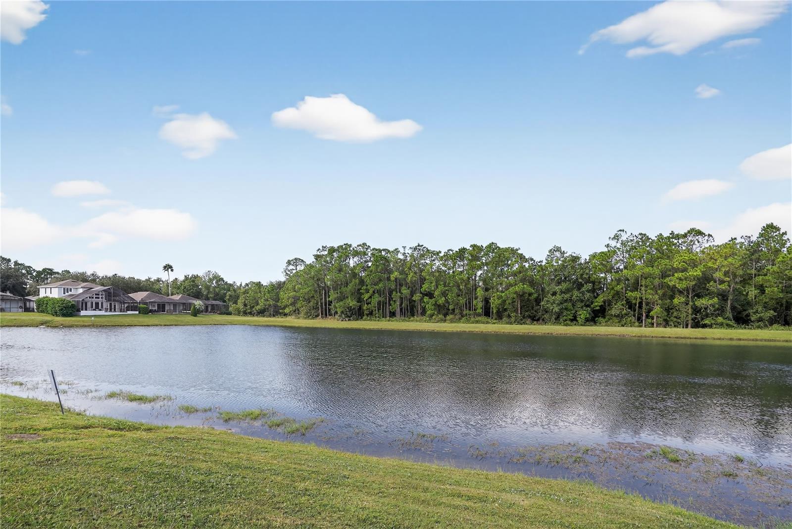 SUNSET LAKES PH 1 - Residential