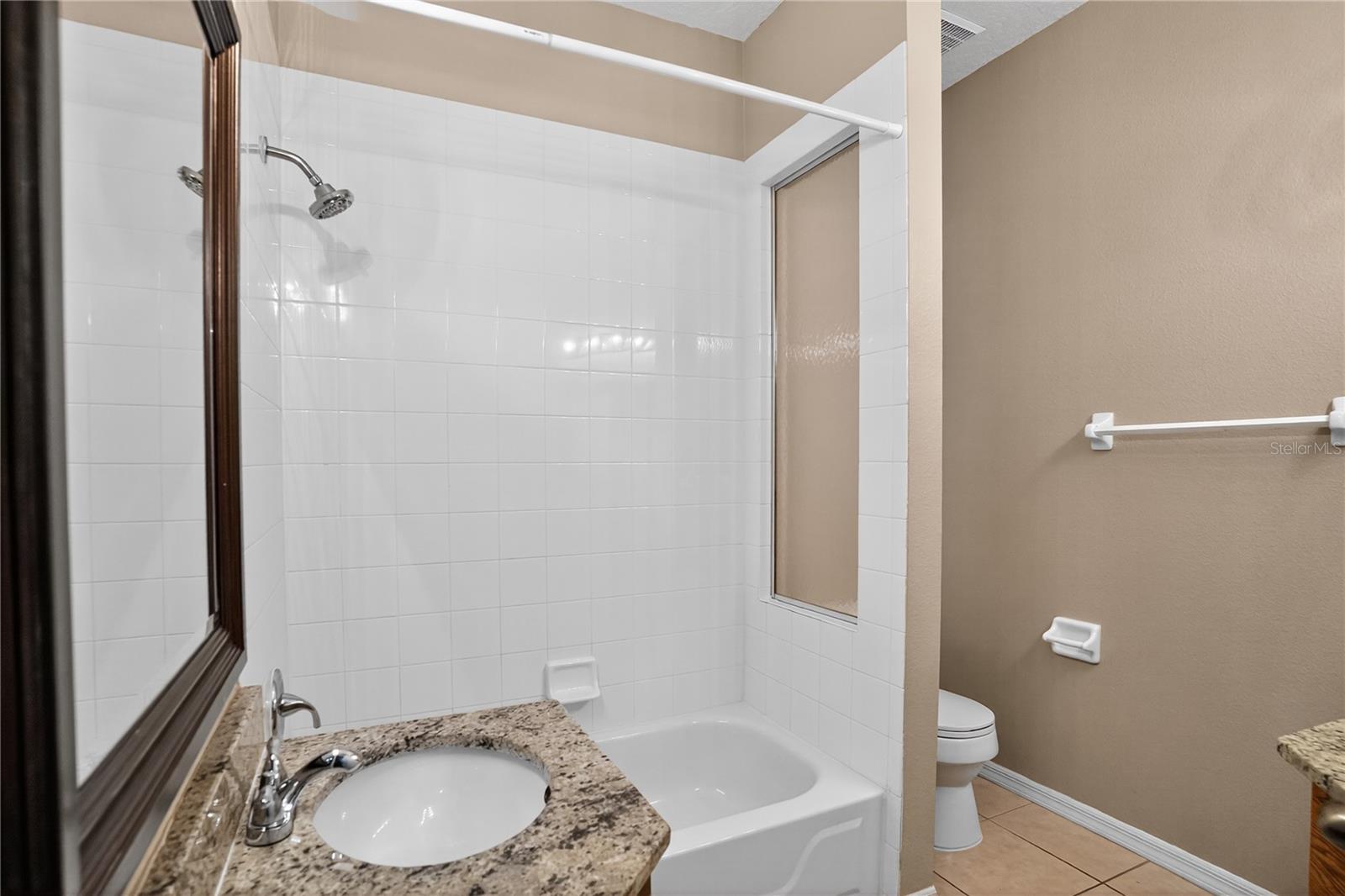 SUNSET LAKES PH 1 - Residential