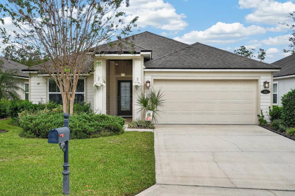 Photo of 106 N Coopers Hawk Court, Palm Coast, FL 32164 (MLS # V4952067)