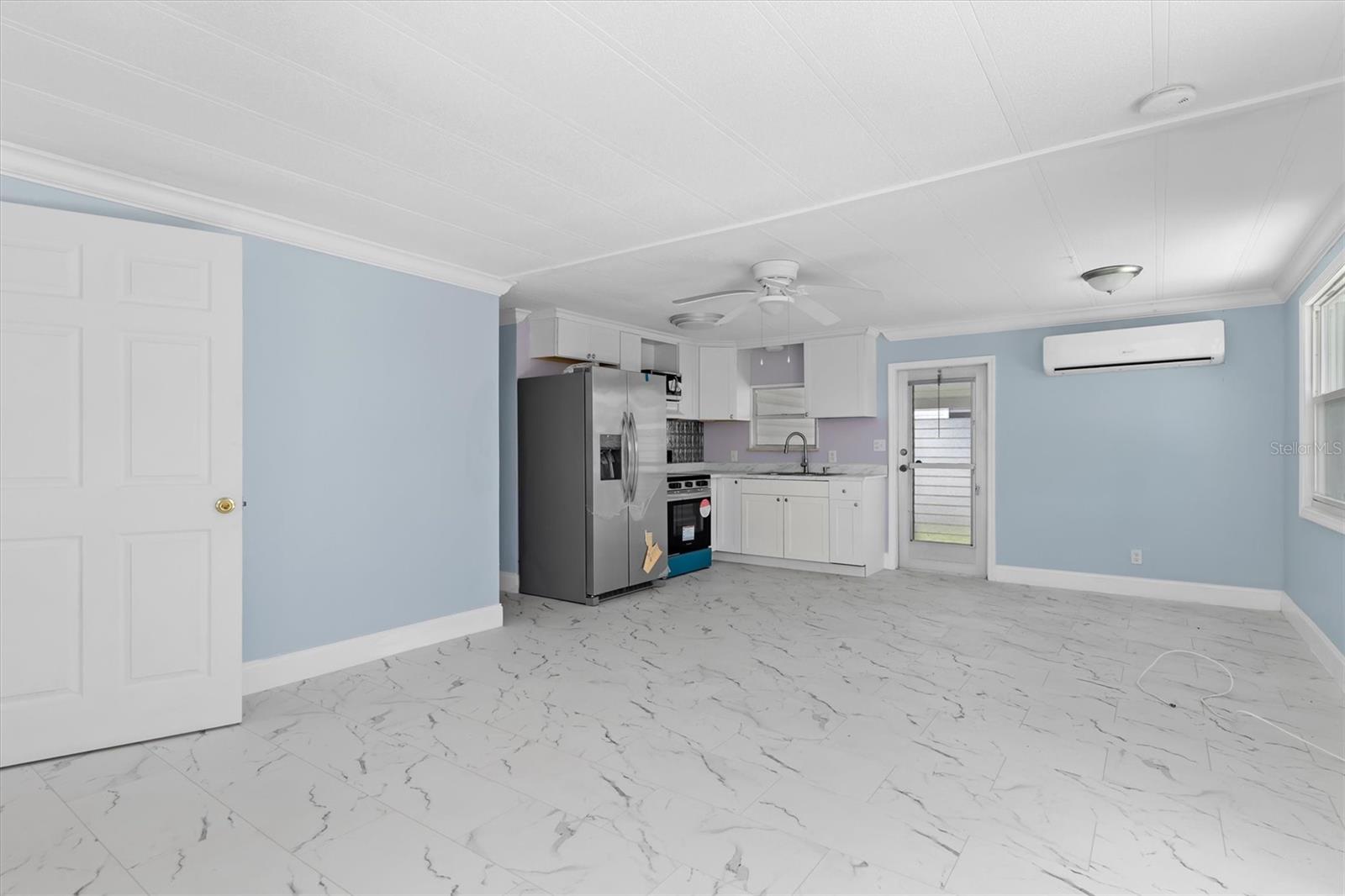 RIVER FOREST MHP - Residential