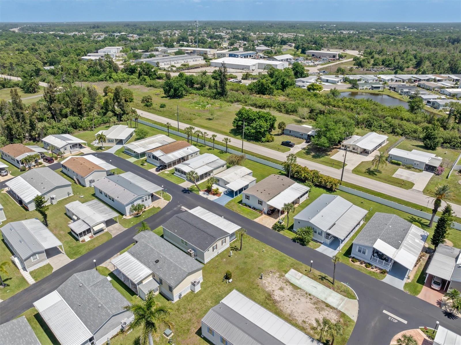 RIVER FOREST MHP - Residential