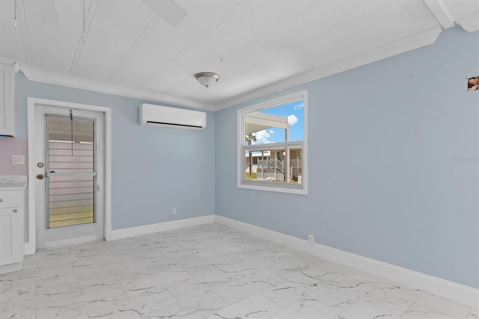 RIVER FOREST MHP - Residential