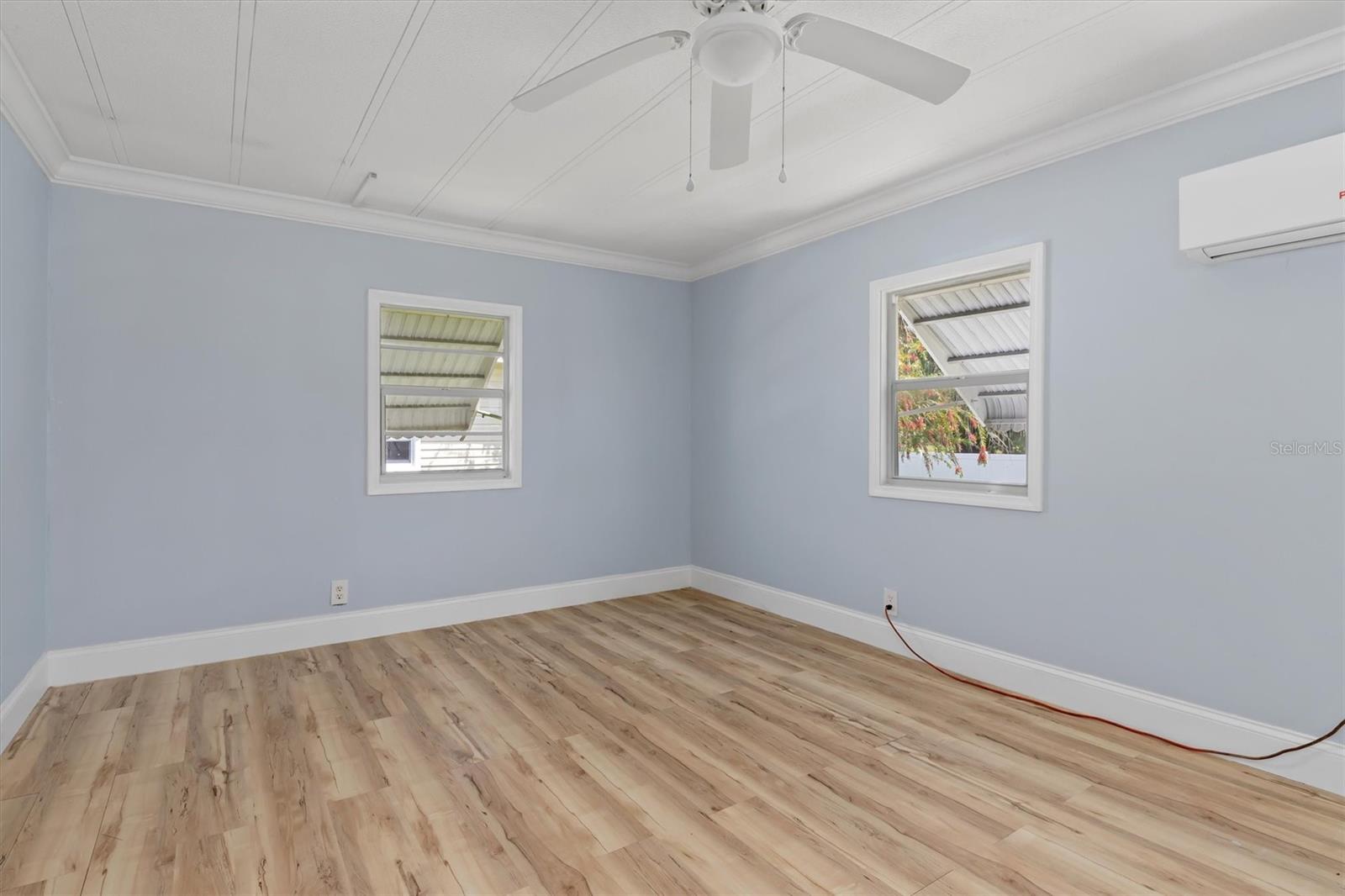 RIVER FOREST MHP - Residential