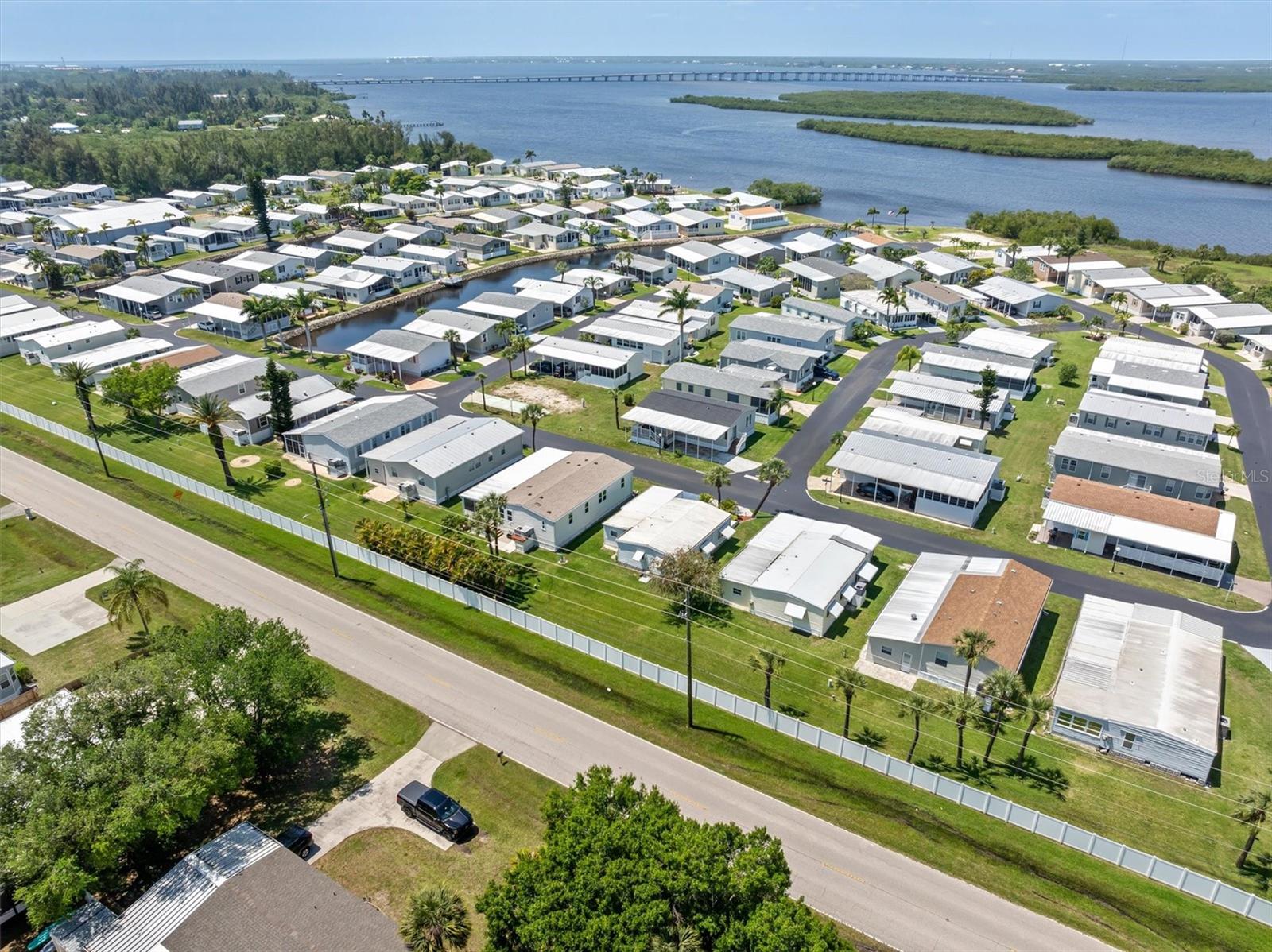 RIVER FOREST MHP - Residential