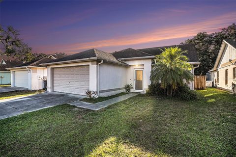 Photo of 2070 Sarah Louise Drive, Brandon, FL 33510 (MLS # TB8440819)